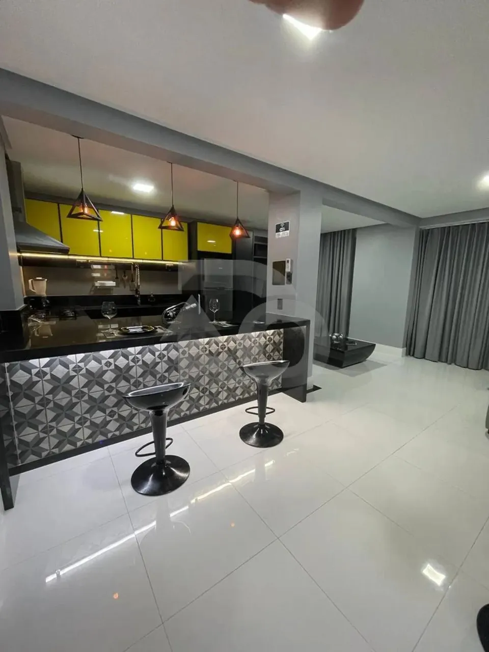 Apartamento no Residencial Maria Fernandes com Móveis Planejados e Vaga de Garagem.