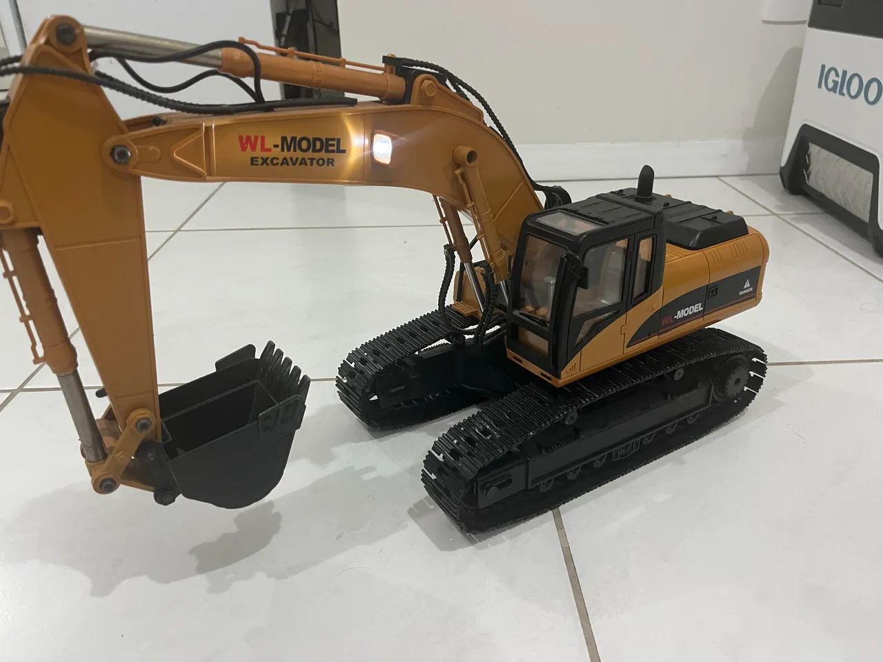 Escavadeira controle remoto  - Foto 2