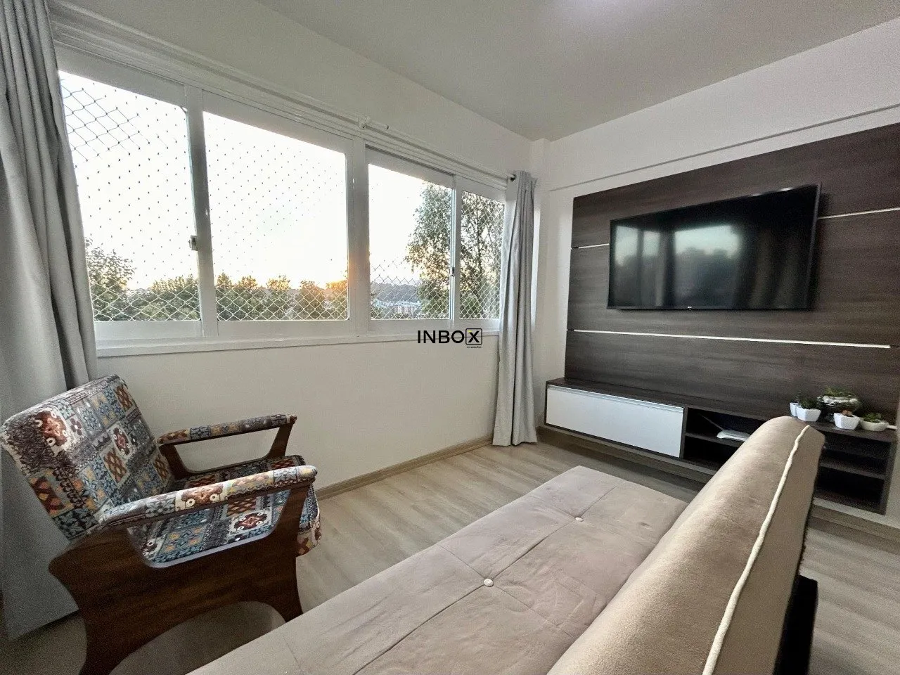 IMOBILIARIA INBOX CIA ALUGA EM BENTO GONÇALVES - Apartamento de 01 quarto no bairro Borgo