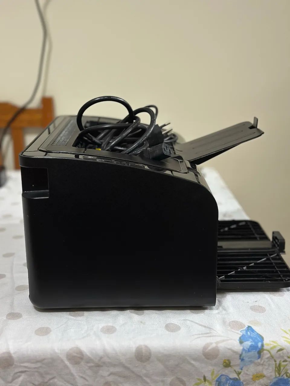 Impressora HP LaserJet P1102w  - Foto 2
