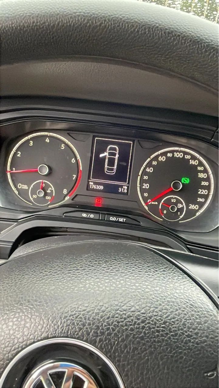 Virtus 1.6 automático 