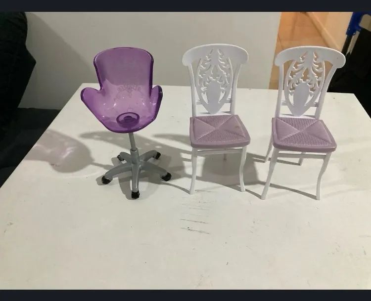 Conjunto de cadeiras para bonecas - 3 peças