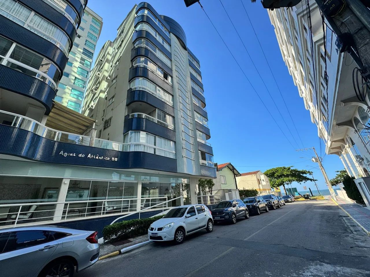 Apartamento mobiliado em Itapema, 50 metros do mar
