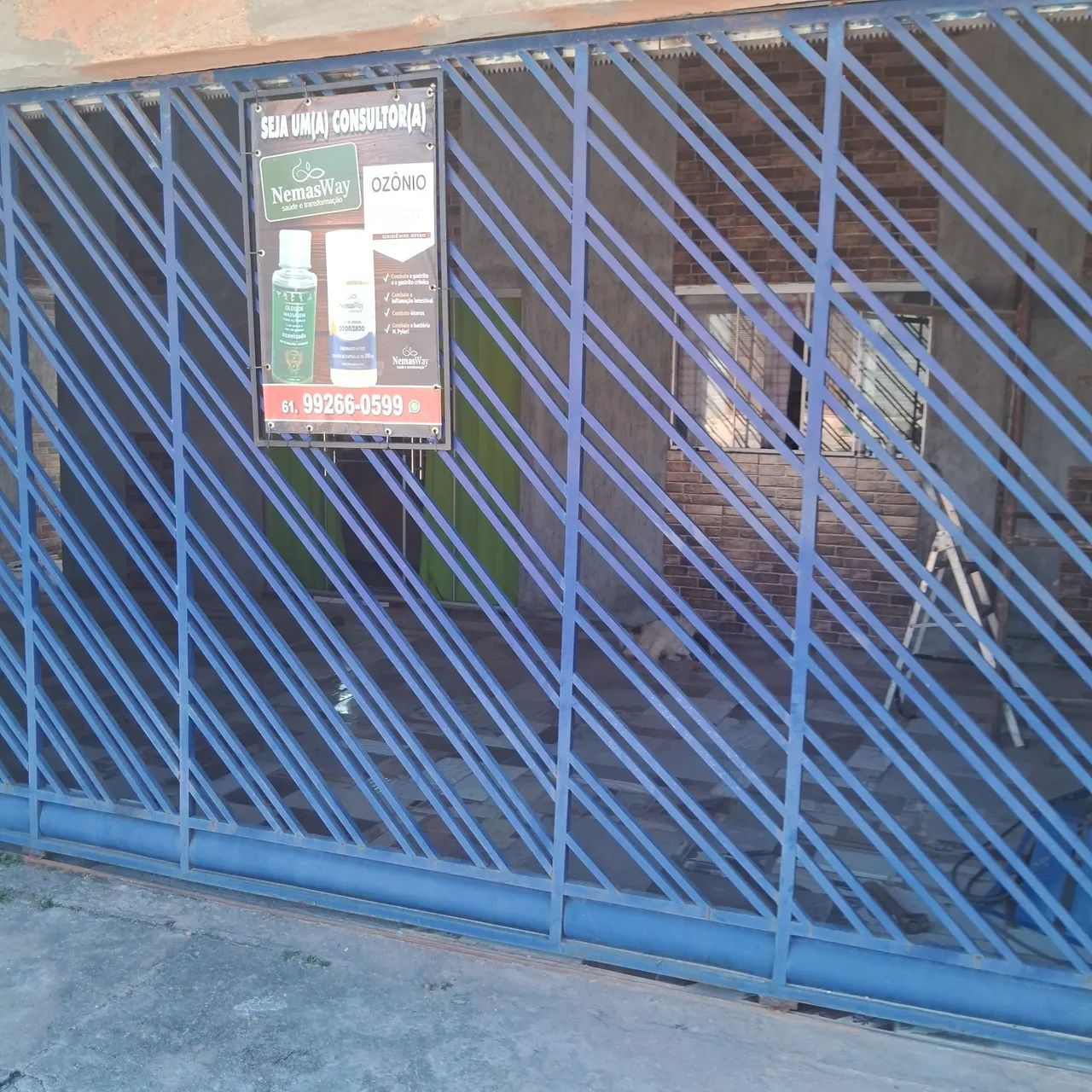 Portão de ferro com grade em diagonal - Foto 4