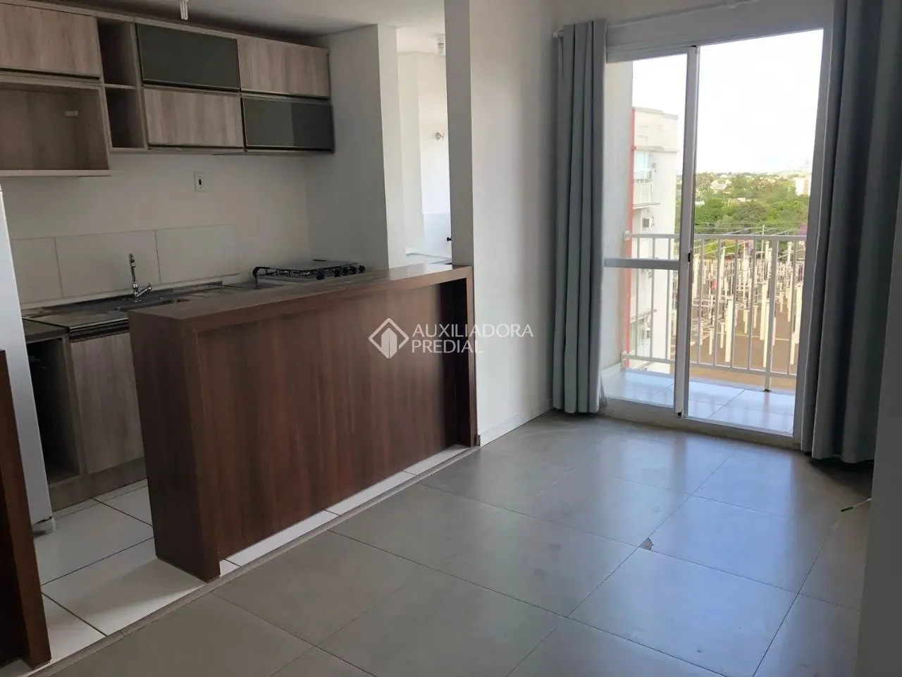Apartamento de 2 Quartos para Alugar no Condomínio Village Toscana - Bairro Fátima, Canoas