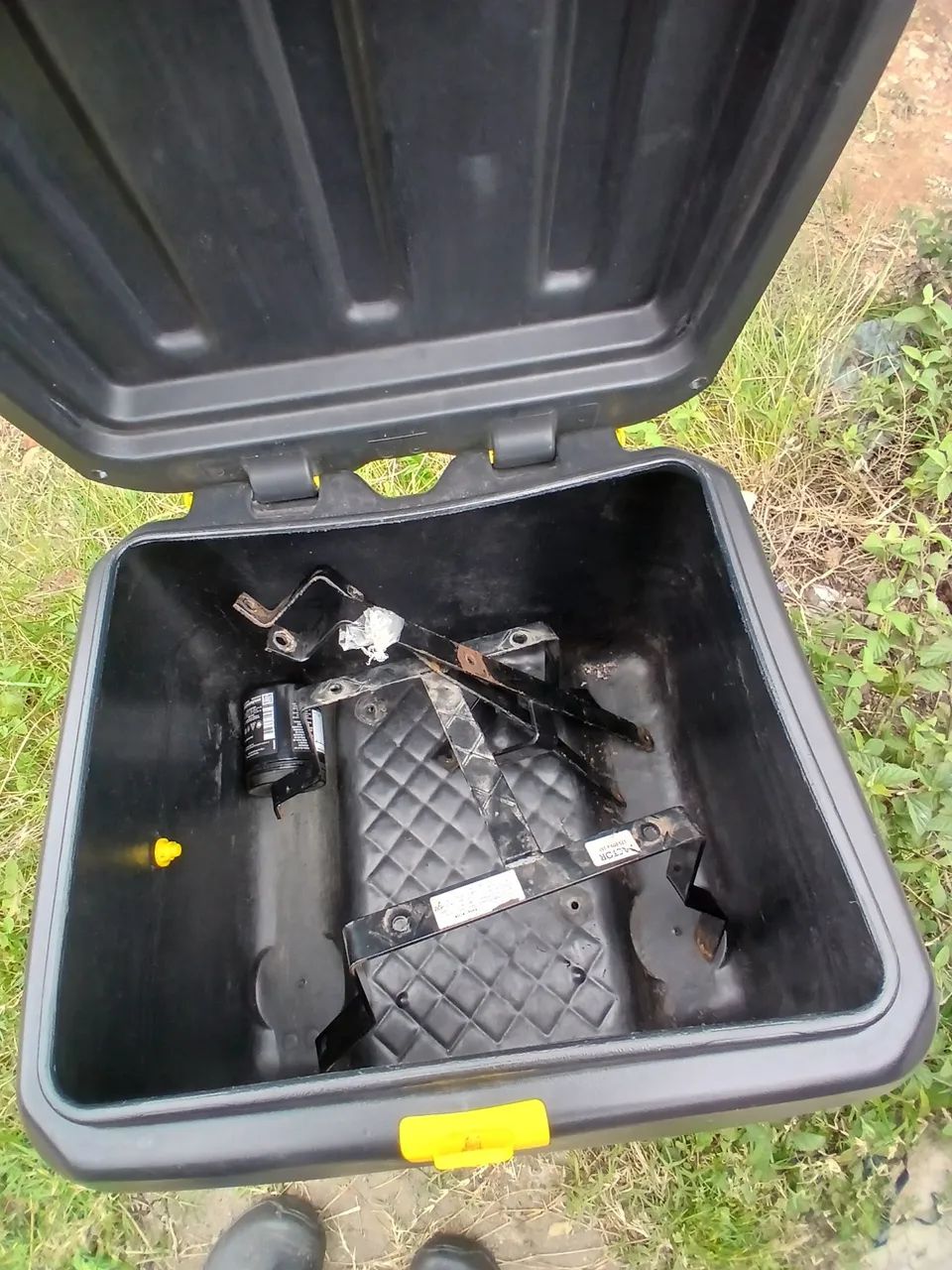 Baú 100l com suporte da factor 2012 - Foto 4