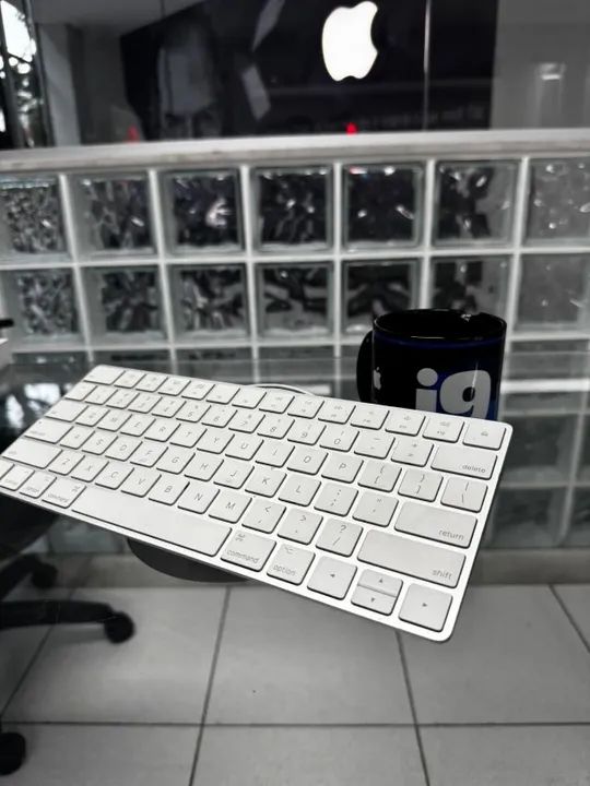Teclado Apple Magic Keyboard Model A1644 Cor branco 3 meses de garantia  - Foto 5