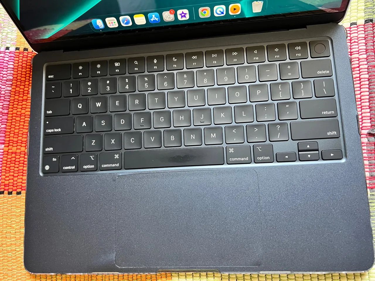 MacBook Air M2 - 8GB RAM / 256GB SSD - Cinza-Espaço - Foto 2