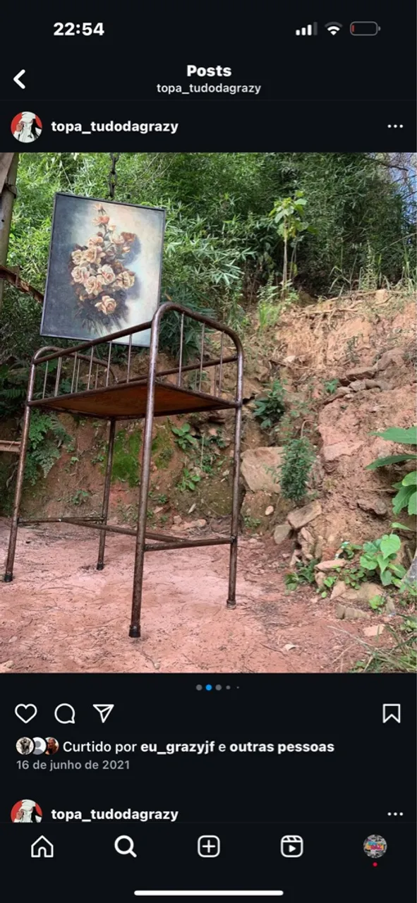 Berço antigo de ferro