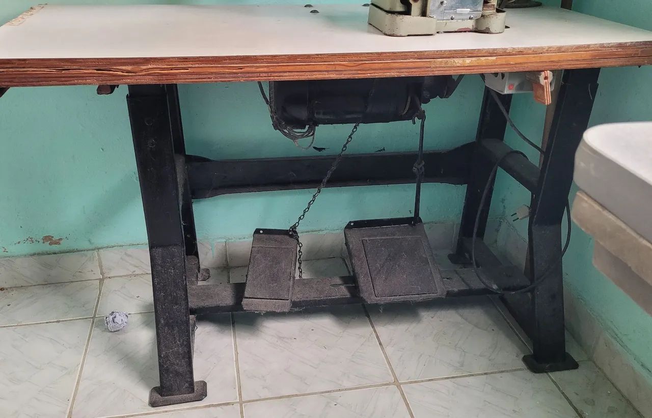 Maquina de costura galoneira64842051823619122