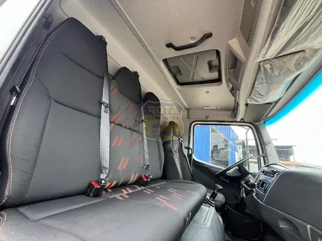 MERCEDES BENZ ATEGO 1719  TOCO 4X2 ANO 2020/ KM BAIXO/ UNICO DONO - Foto 9