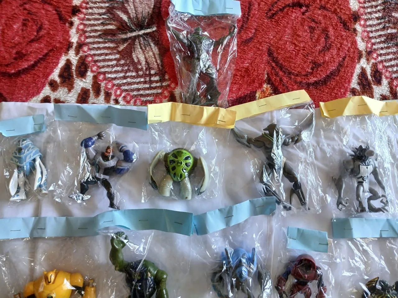Bonecos Ben 10 - Foto 2
