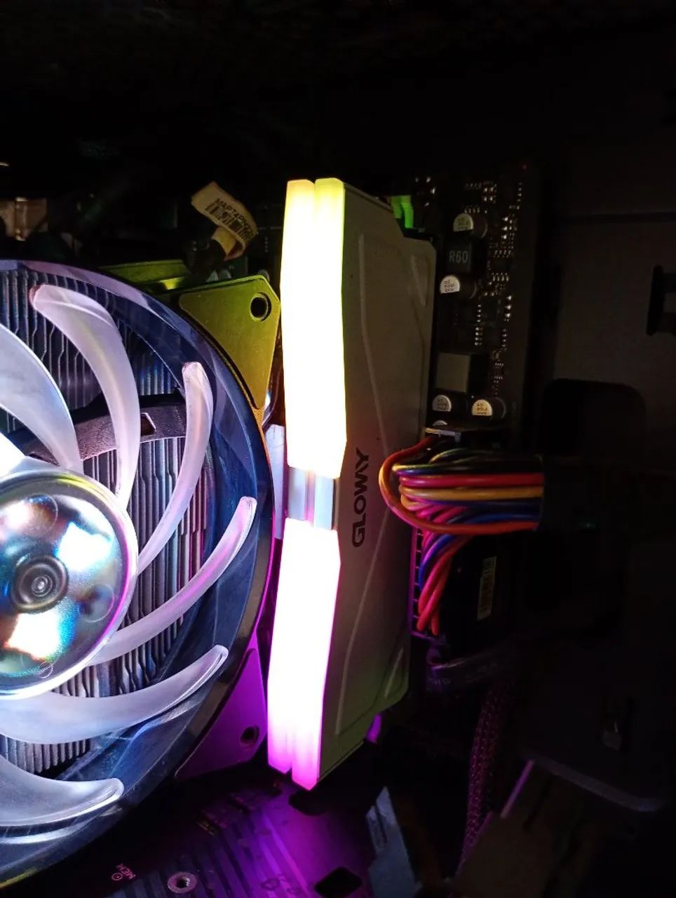 Memória RAM Gloway Rgb 16GB DDR4 - Foto 2