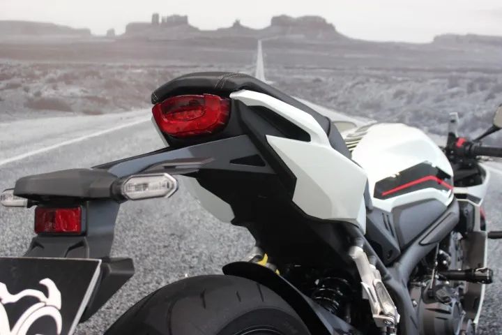 HONDA CBR 650R 2024 - Foto 5