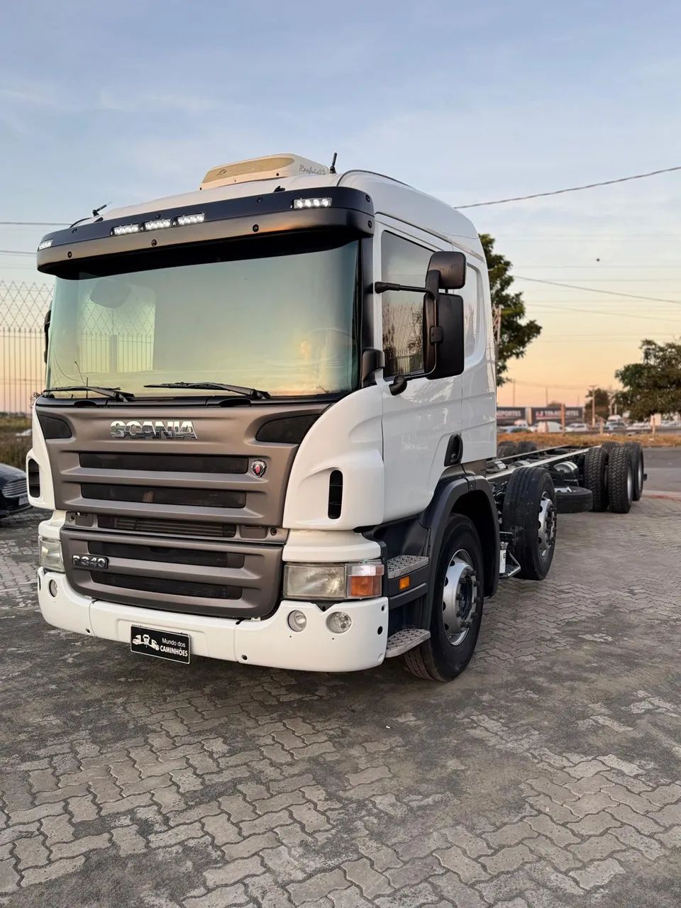 Scania P340 Bitruck 8x2 Ano 2012 - Foto 5