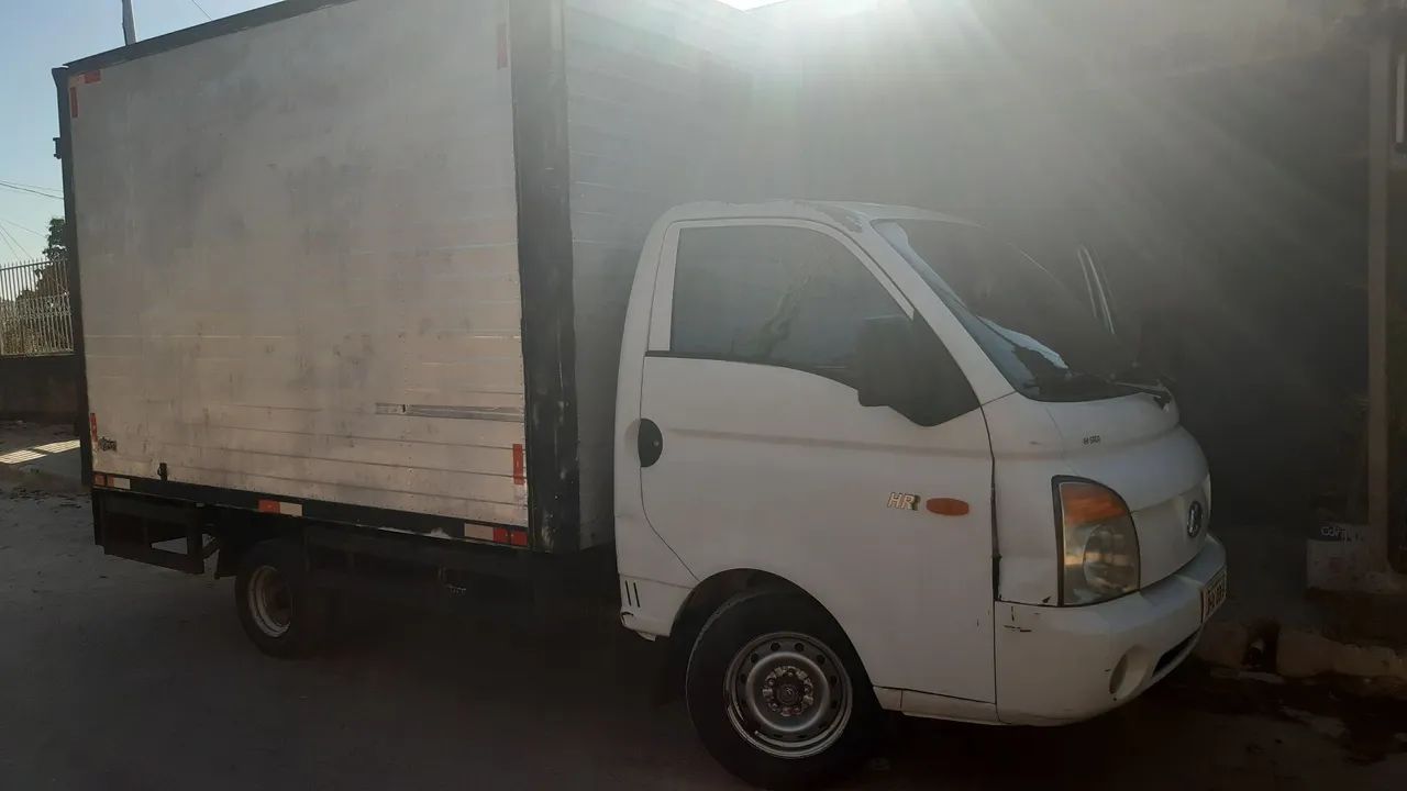 HR HYUNDAI 2007/2008 COM BAÚ  - Foto 2