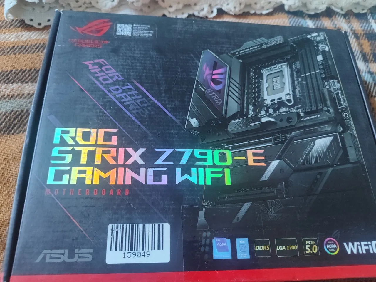 Placa-Mãe ASUS ROG STRIX Z790-E GAMING WIFI