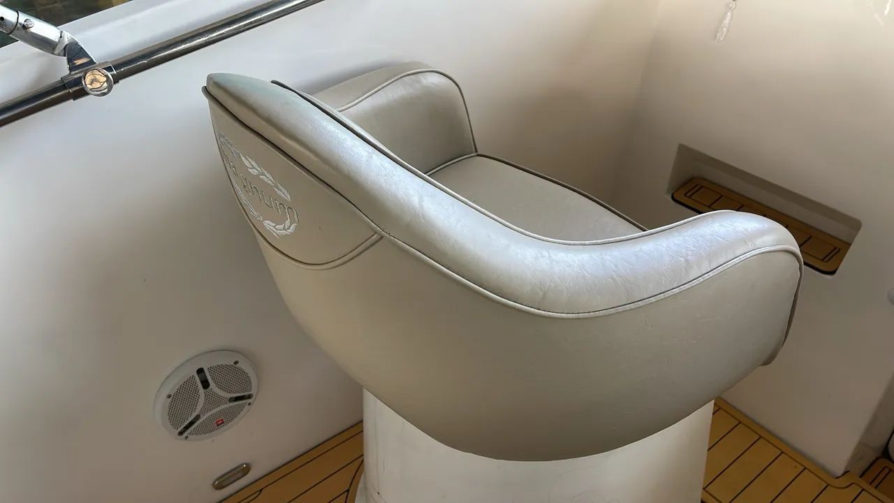 Lancha 29 pés  2013 Diesel Oportunidade  - Foto 5