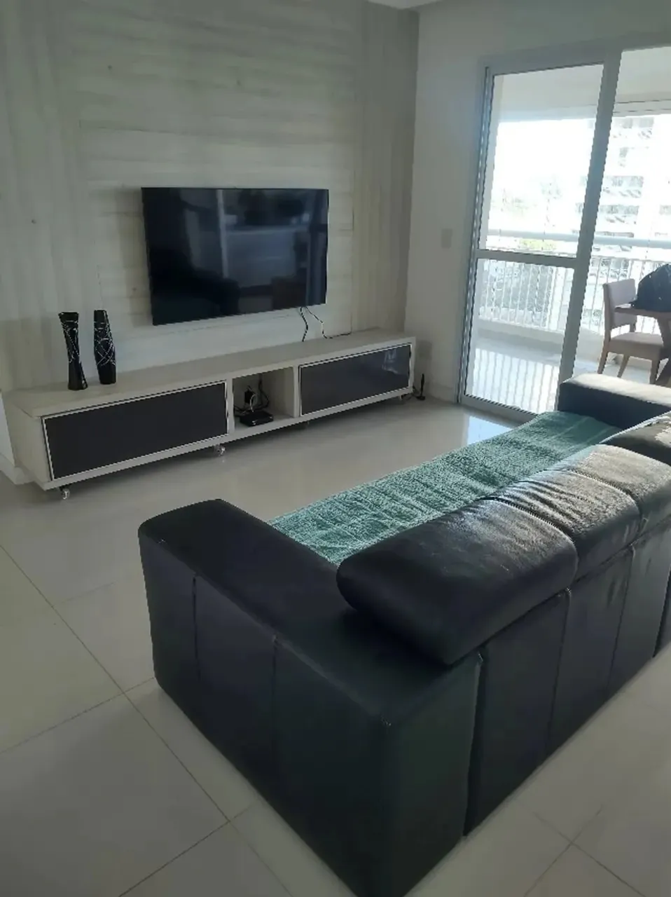 Apartamento 3 Quartos, Distribuído Em 109M² E 2 Vagas De Garagem No Imbuí. 16BCKHF