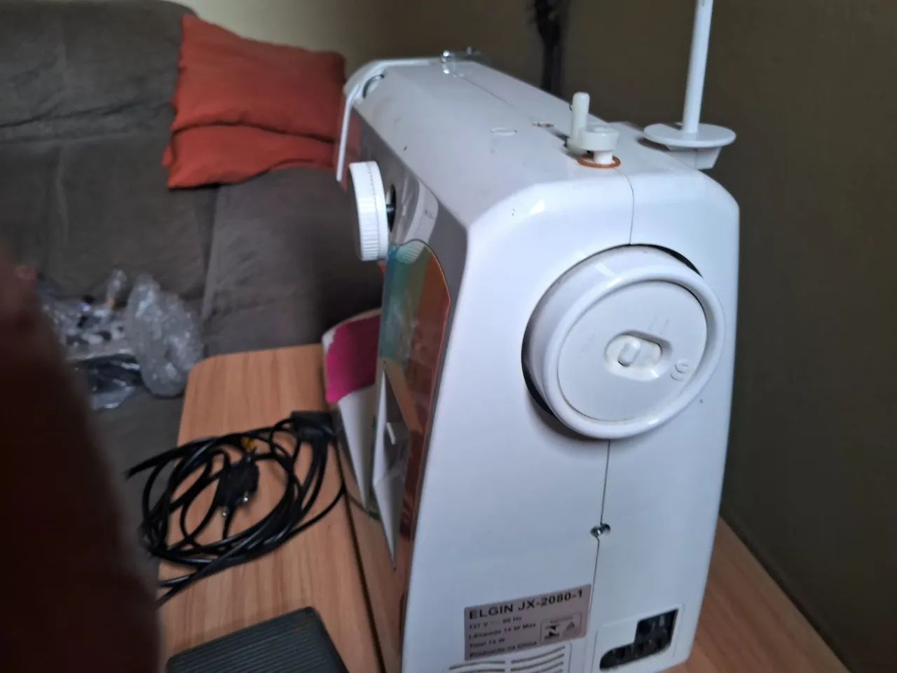Máquina de costura doméstica decora  - Foto 3