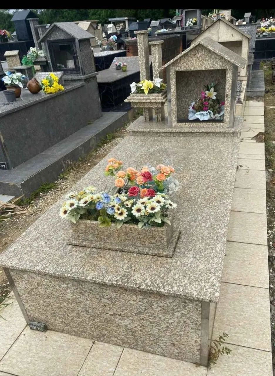 Túmulo perpétuo  - Foto 5