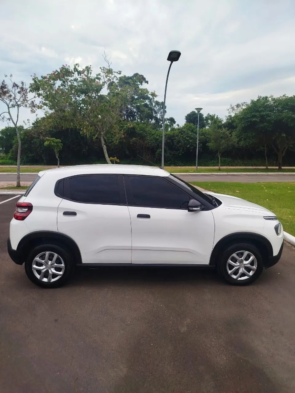 Citroën C3 LIVE 1.0 FLEX 6V 5P MEC. 2023