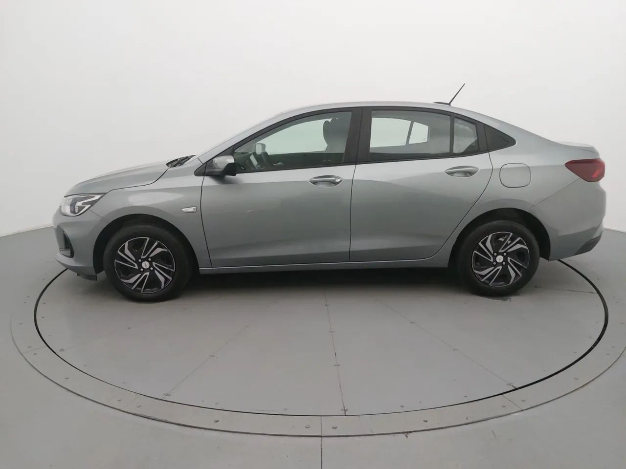 Chevrolet Onix Hatch LT 1.0 12V TB Flex Aut. 4P, foto 2 de 18