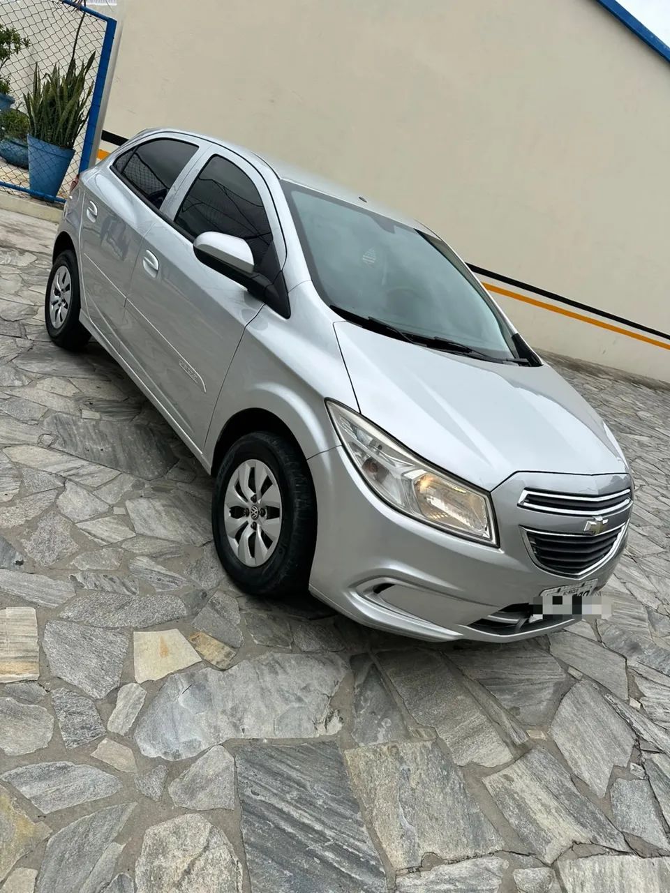 Chevrolet Onix ONIX HATCH LT 1.0 8V FLEXPOWER 5P MEC. 2016