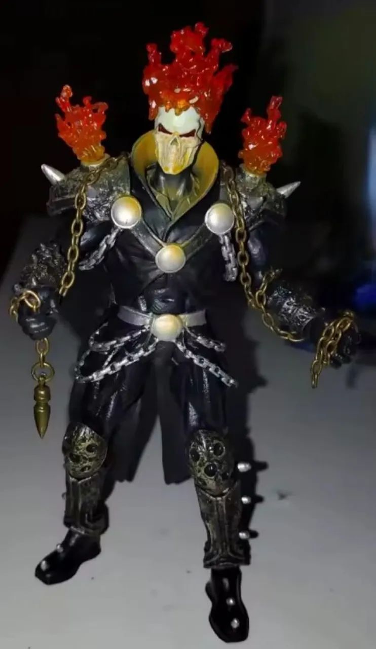 Boneco motoqueiro fantasma action figure marvel ghostrider terror