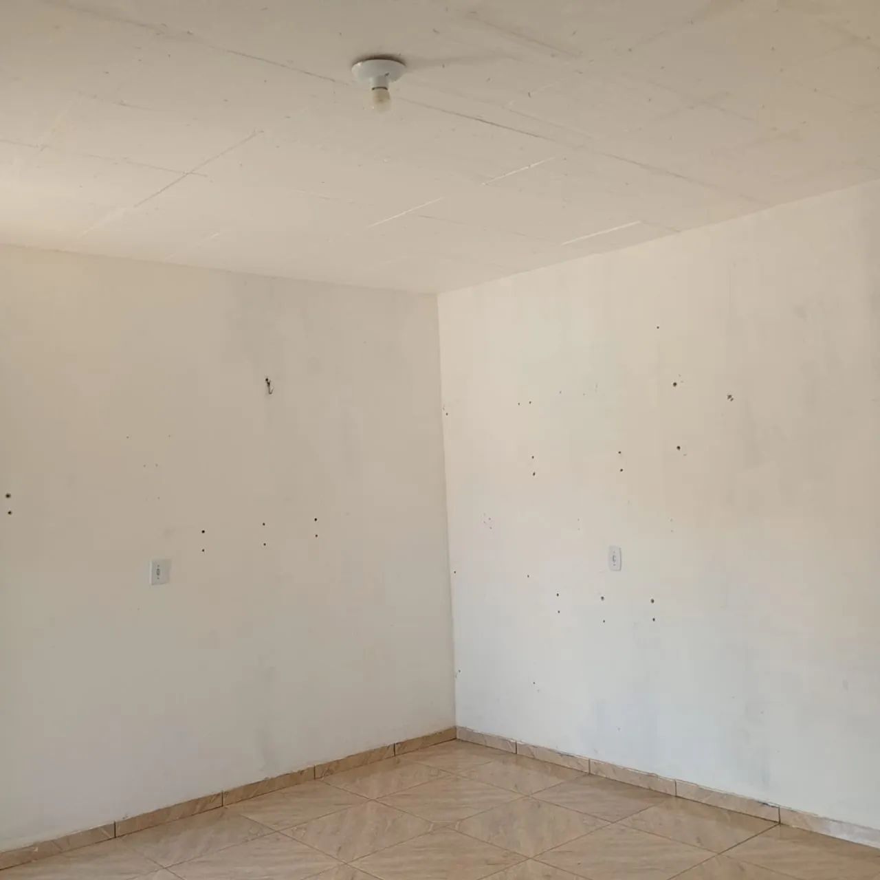 Quarto com banheiro 