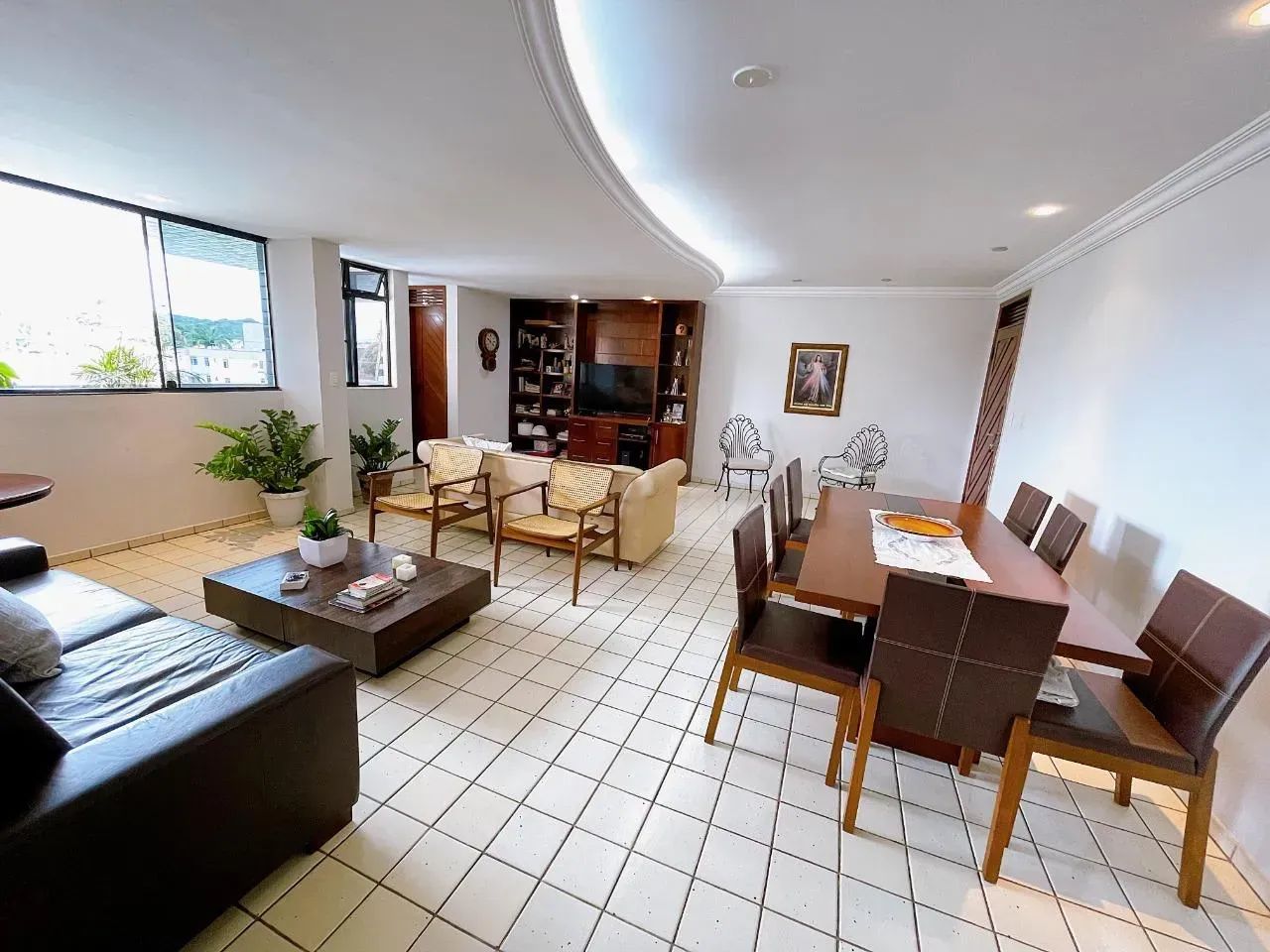 Lindo apartamento no Ibiza em Capim Macio