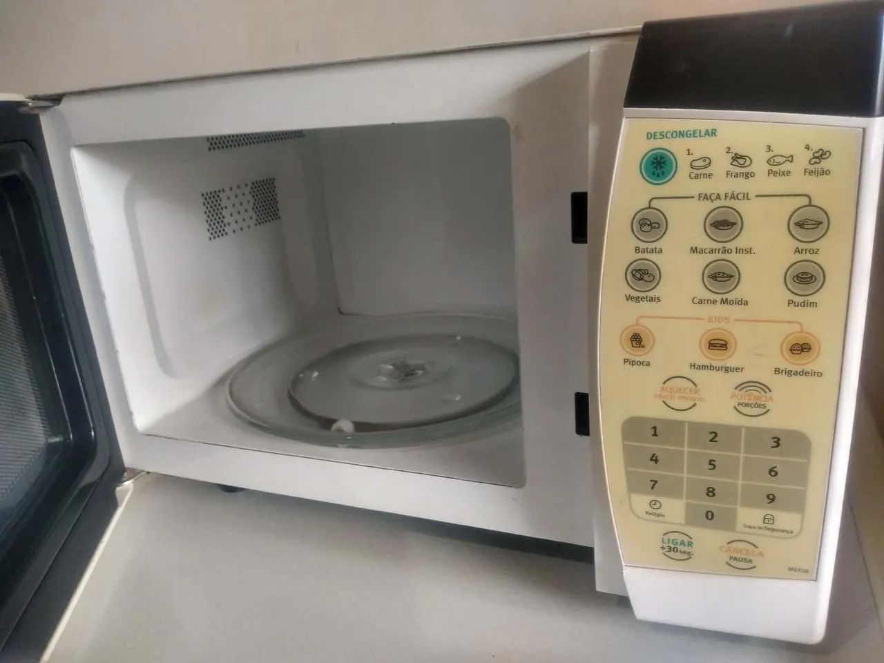 MICROONDAS ELECTROLUX 20 LITROS ? - Foto 2
