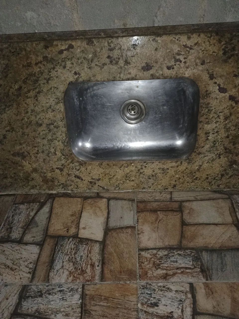 Pia em granito 1,50cm