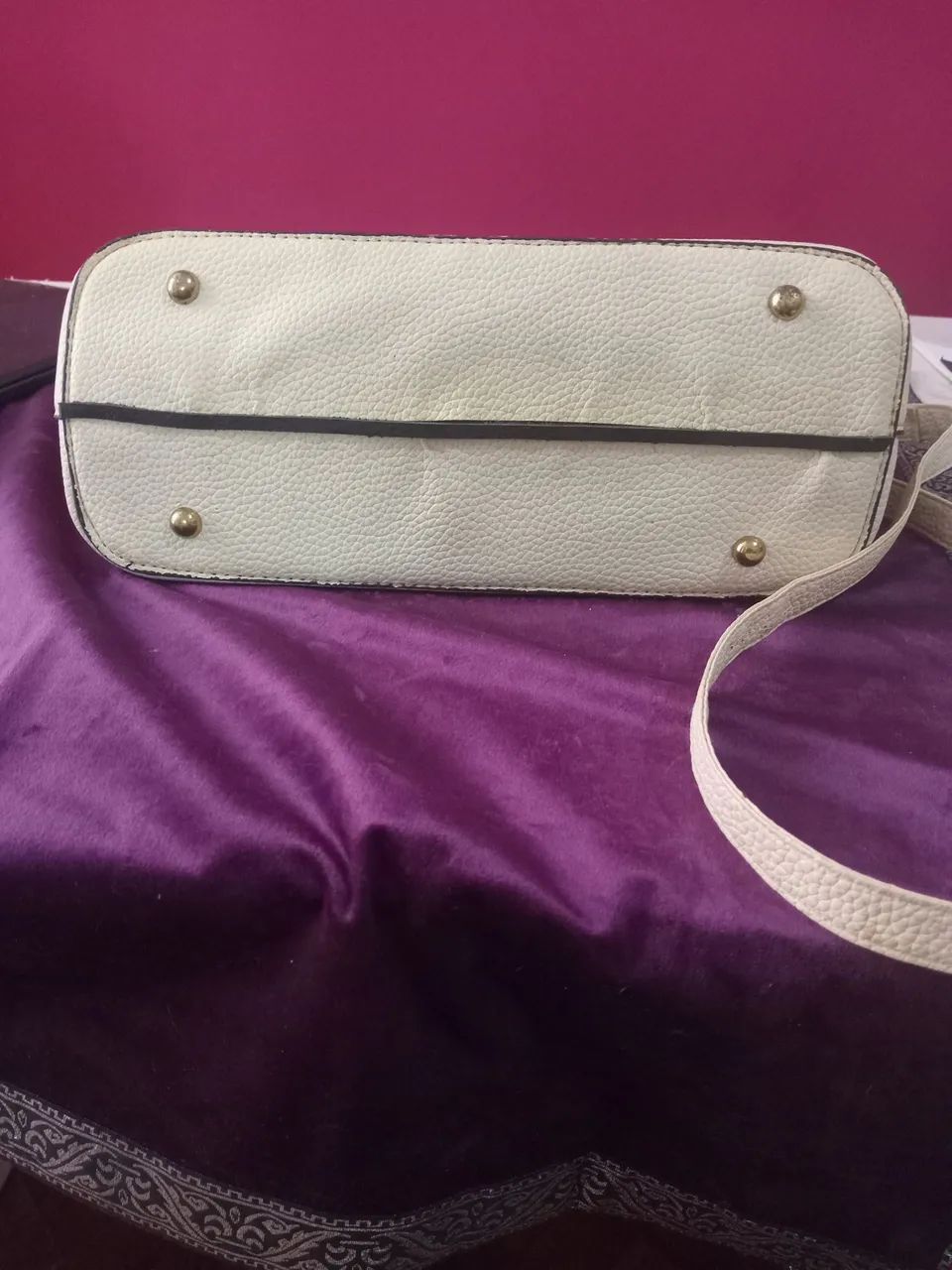 Bolsa de ombro e mão estruturada em tom off-white Couro PU - Foto 3