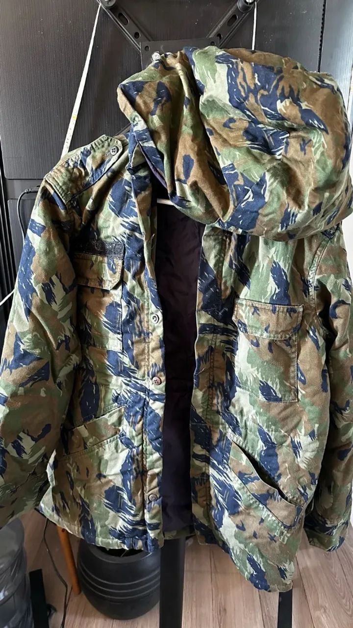 Jaqueta camuflada verde com capuz, uniforme original - Foto 5