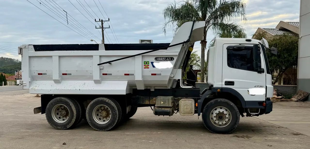 Mercedes 2730 6x4 caçamba  - Foto 4