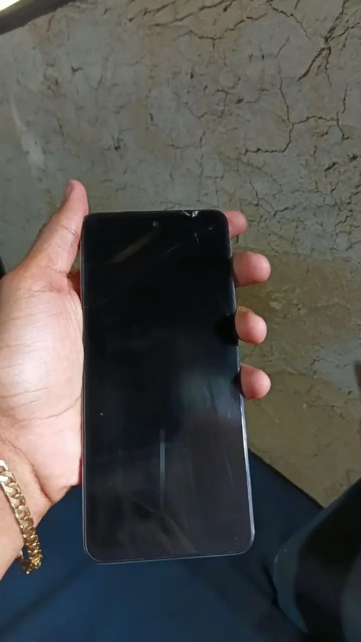 Realme C65  - Foto 3