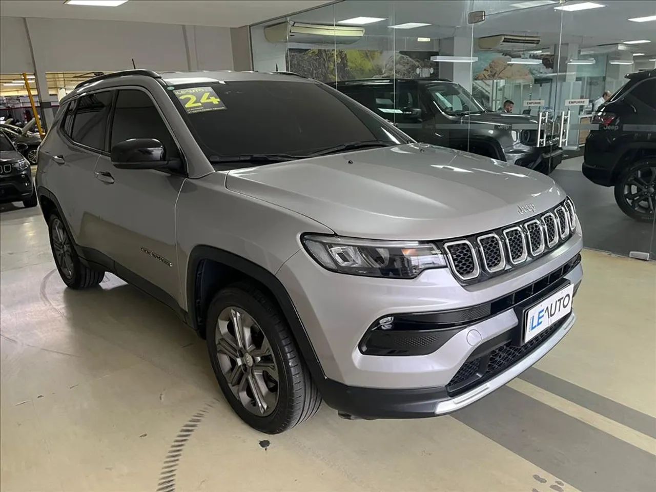 Jeep Compass COMPASS LONG. T270 1.3 TB 4x2 Flex Aut. 2024