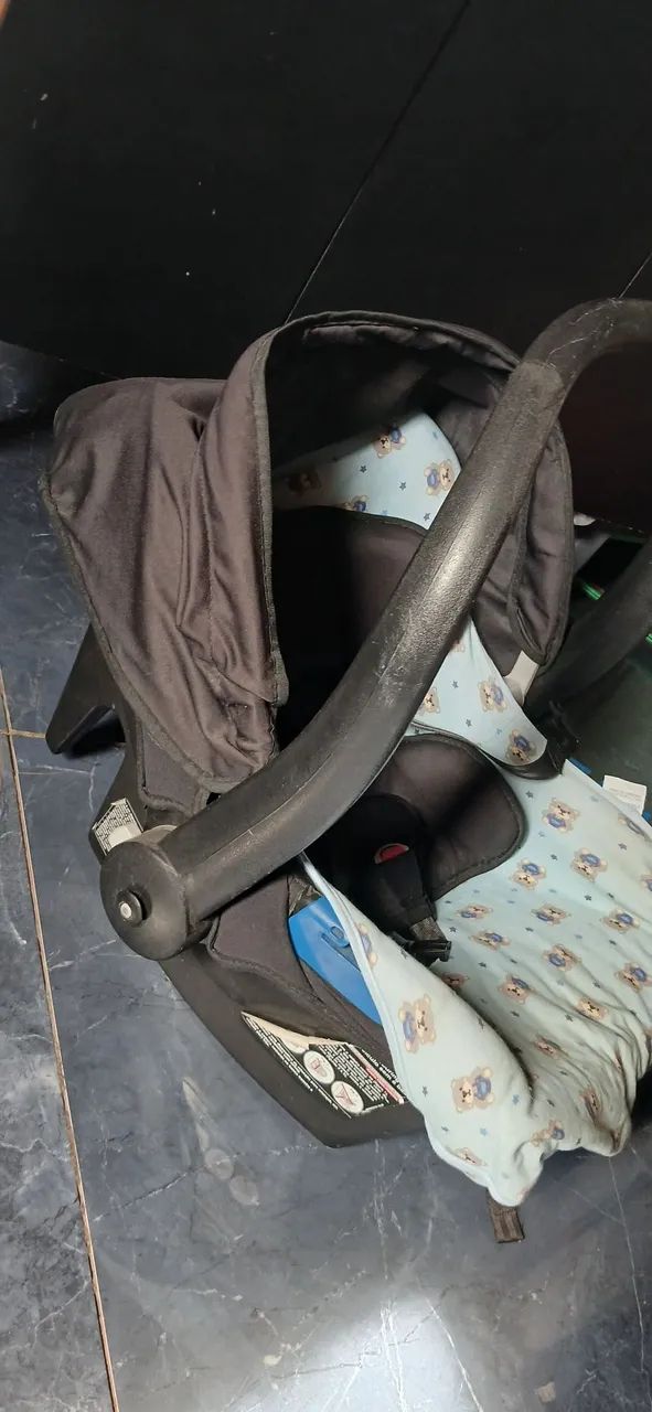 Bebê conforto da burigoto