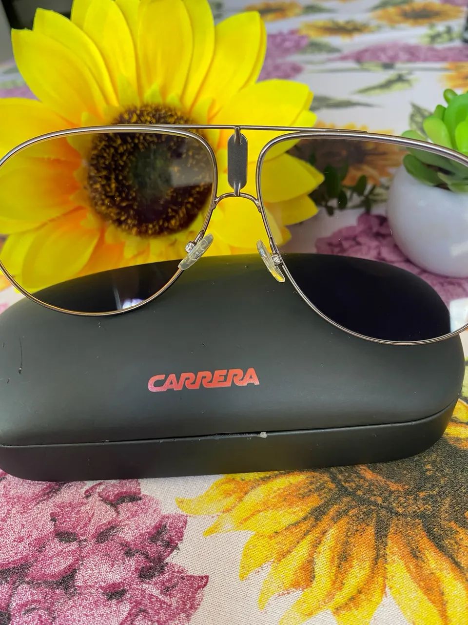 Óculos Carrera modelo aviador  - Foto 5