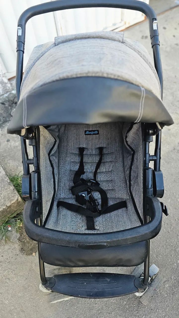 Vendo carrinho de bebê burigotto - Foto 2