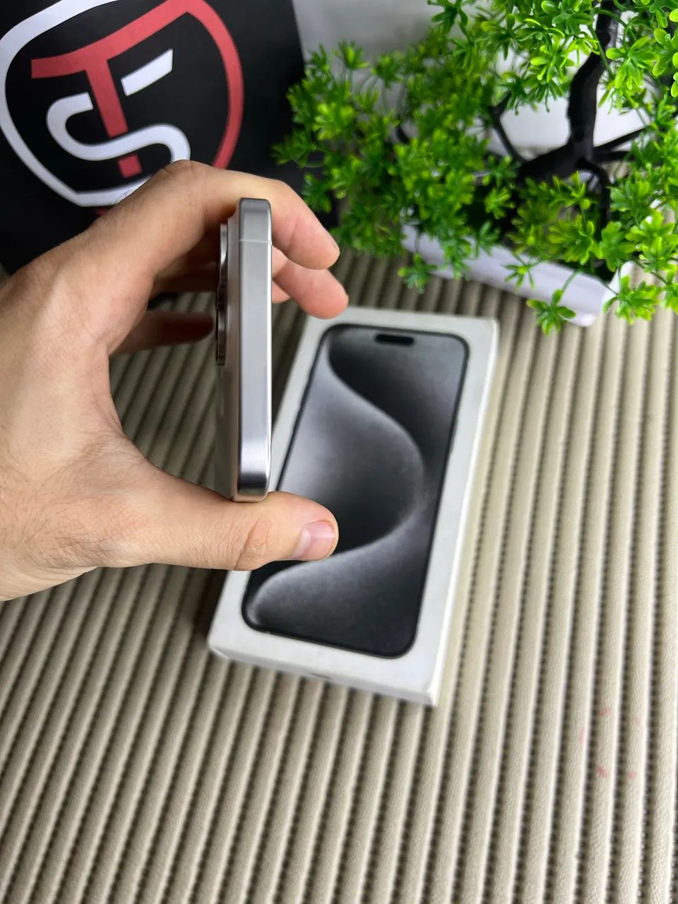 Iphone 15 Pro max 256Gb bateria 88% - Foto 3