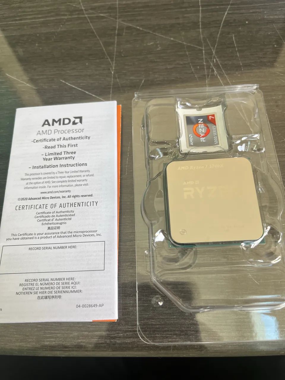 Dois processadores 7 5700x sem uso, sem caixa somente