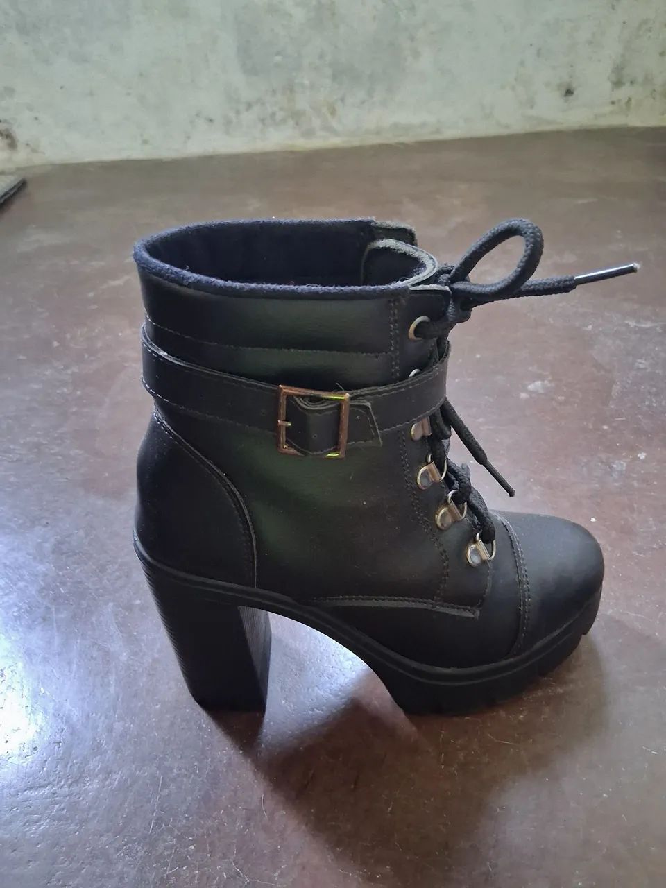 Bota de salto - Foto 2
