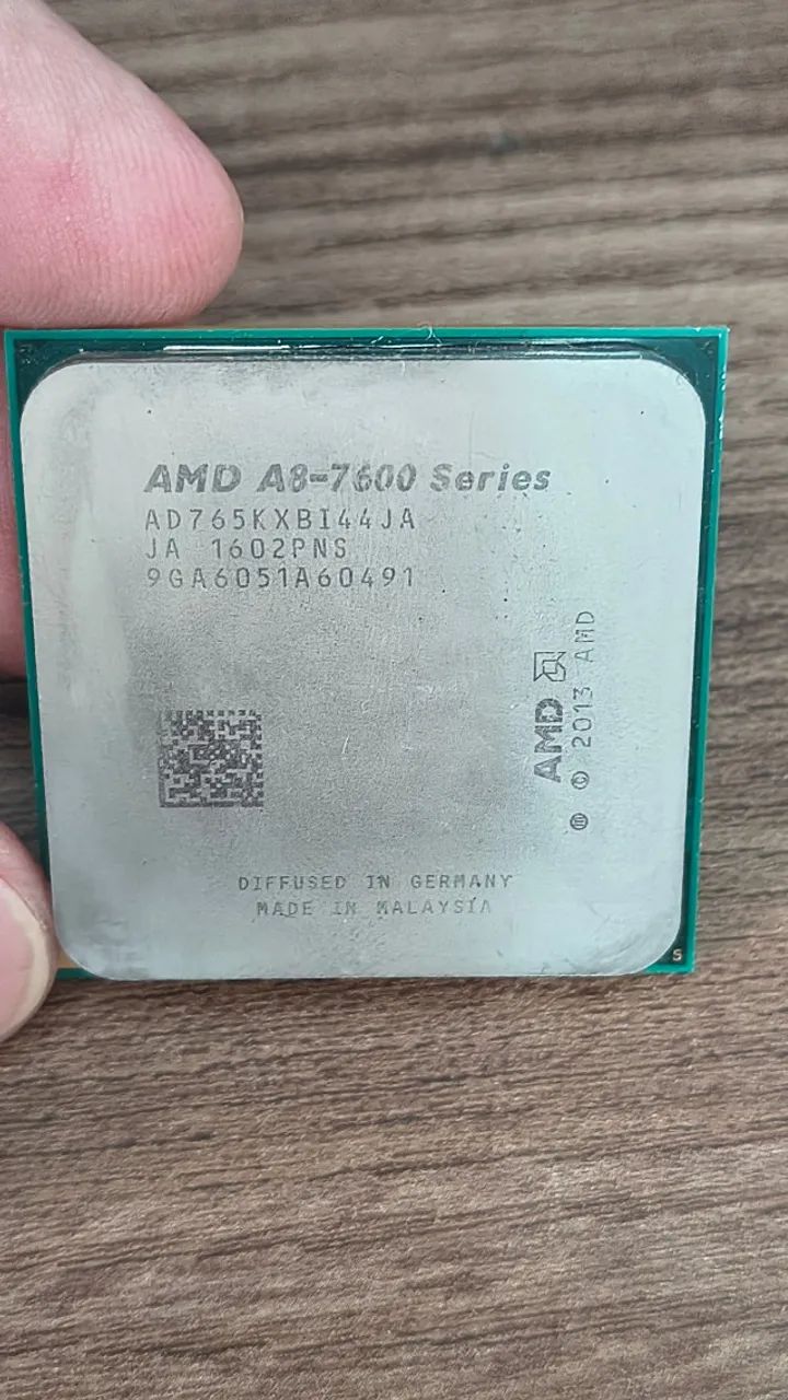 Processador AMD A8 7600 Quad core 3,8GHz 4MB FM2+