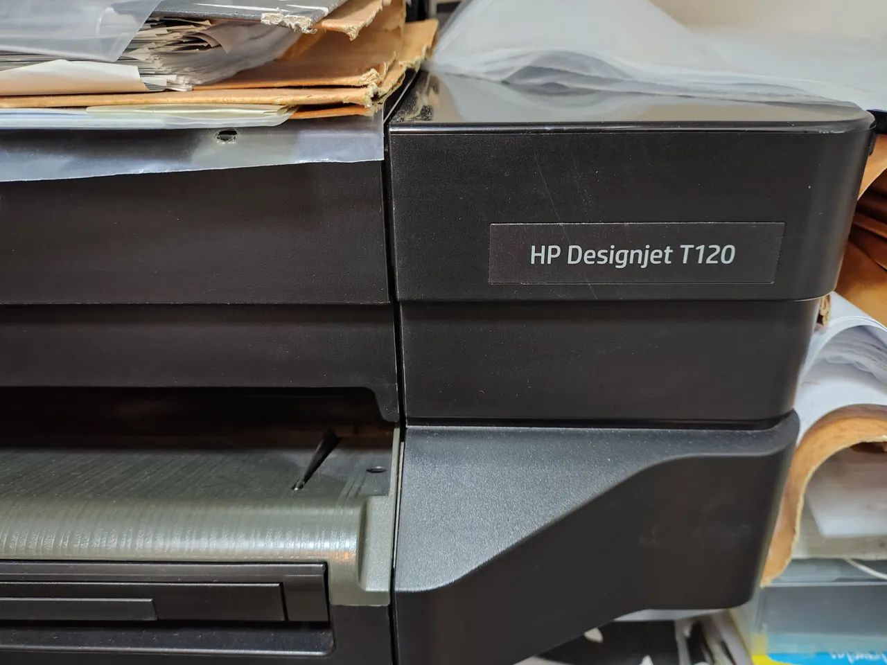 Plotter HP DesignJet T120 - Impressora de Grande Formato A1 / Wi-Fi