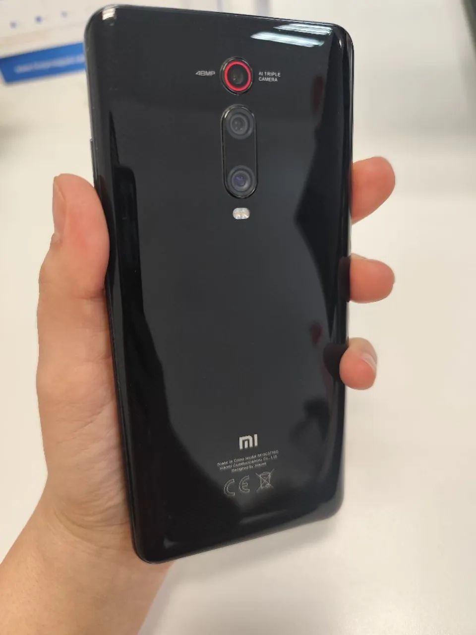 Celular Xiaomi Mi 9T 128Gb memória  - Foto 2