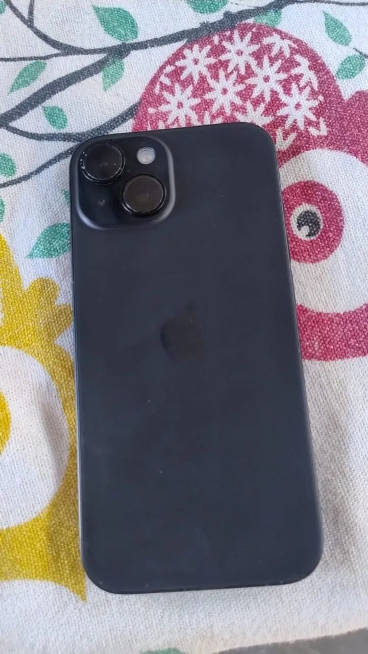 Vende-se IPhone 15 , 128 GB 