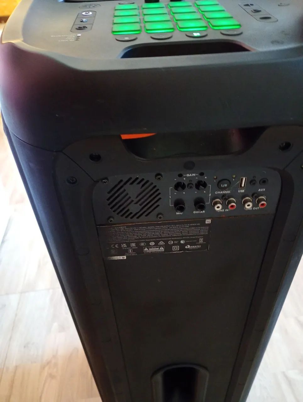 Vendo caixa JBL Partybox 1000w  - Foto 5
