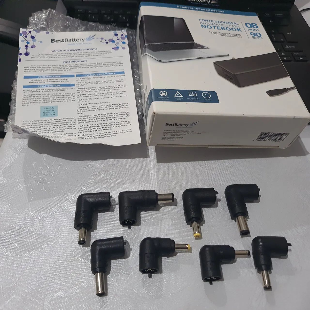 FONTE UNVERSAL AUTOMATICA PARA NOTEBOOK 08 PINOS 90 WATTS  marca BESTBATTERY - Foto 4